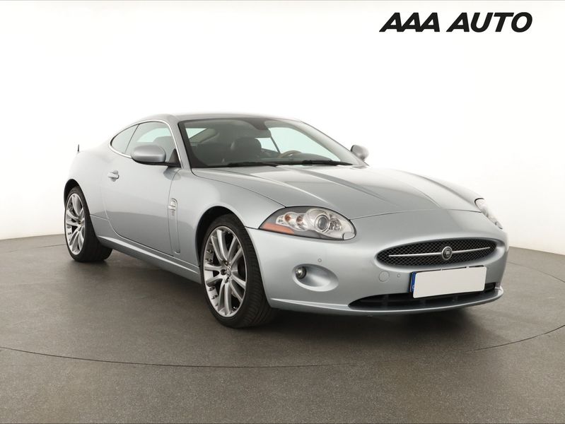 Jaguar XK, 4.2, Automat, Kůže